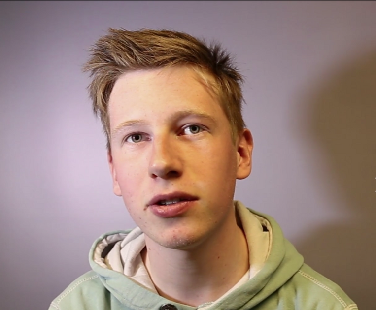 Toen mijn mama wist dat ze terminaal was, heeft ze een pleeggezin ...